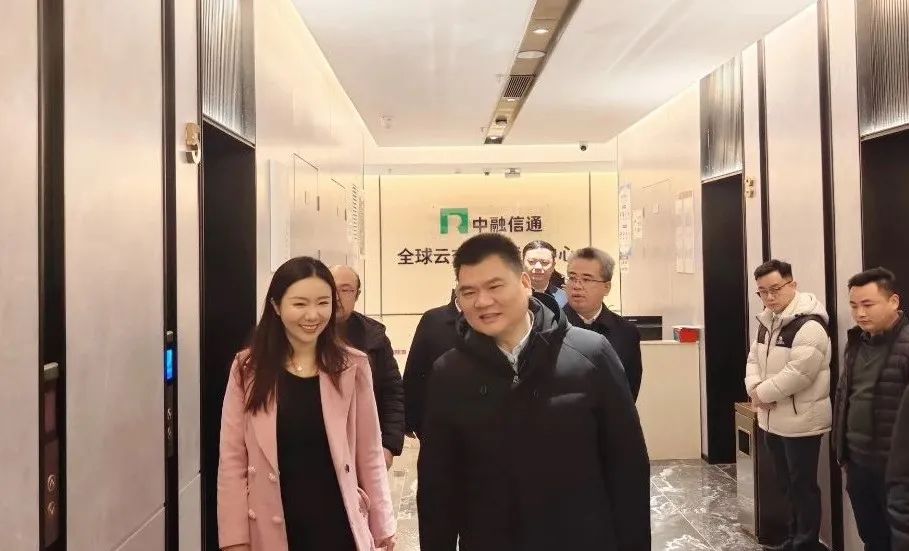 下载.jpg